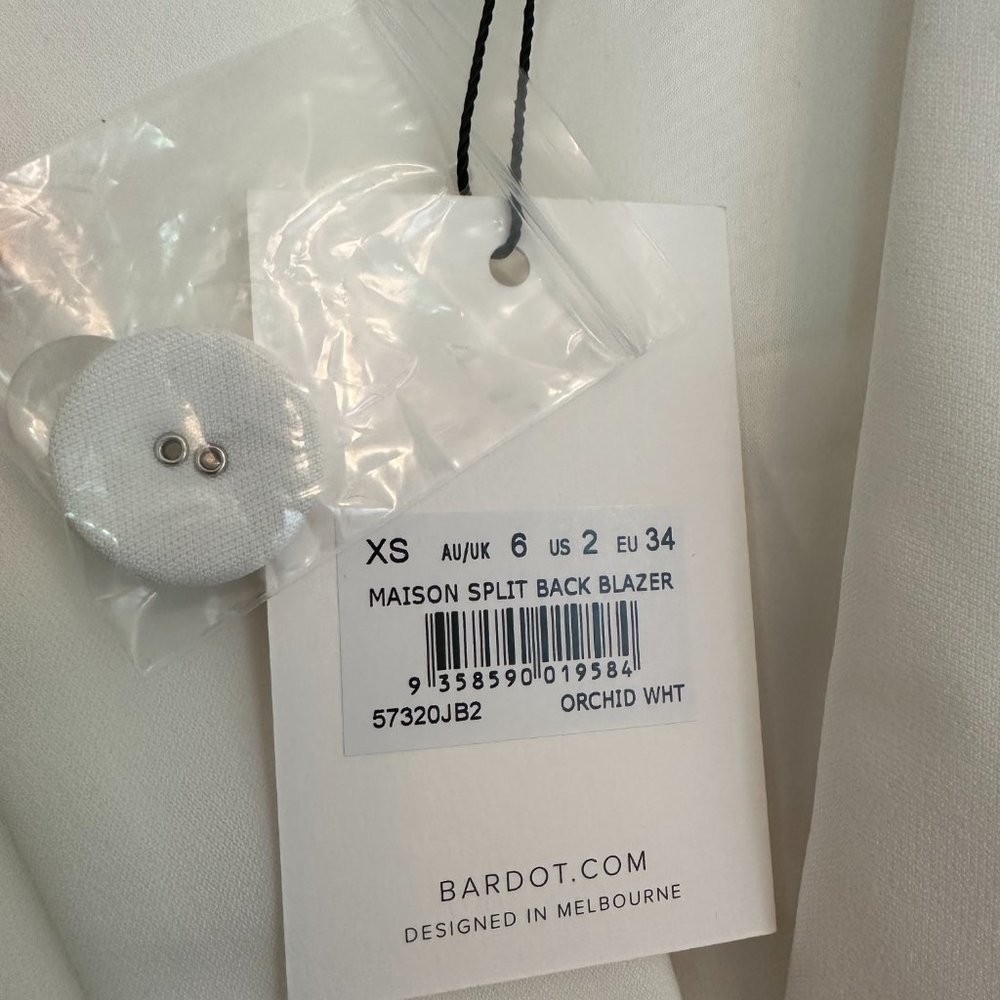 NWT - Bardot Maison Split Back Blazer